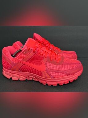 Size 11.5 - Nike Air Zoom Vomero 5 Hot Punch